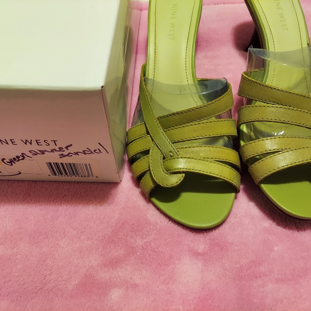 Womens shoes
